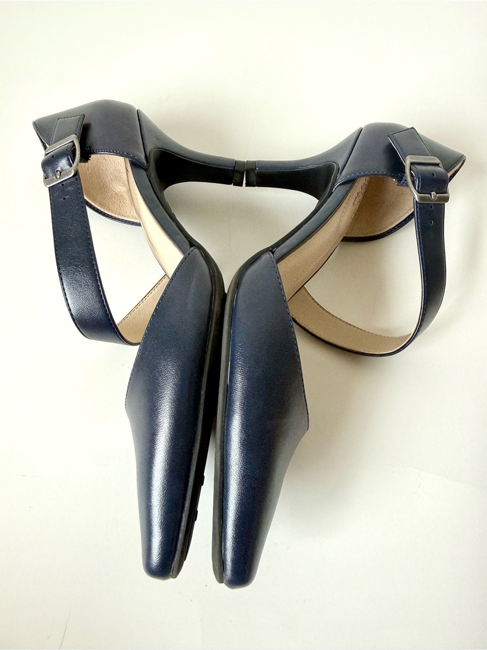 LIFE STRIDE Kamala Navy Pointed-Toe Cross-Strap Heels—SZ. 7.5 - Picture 10 of 14